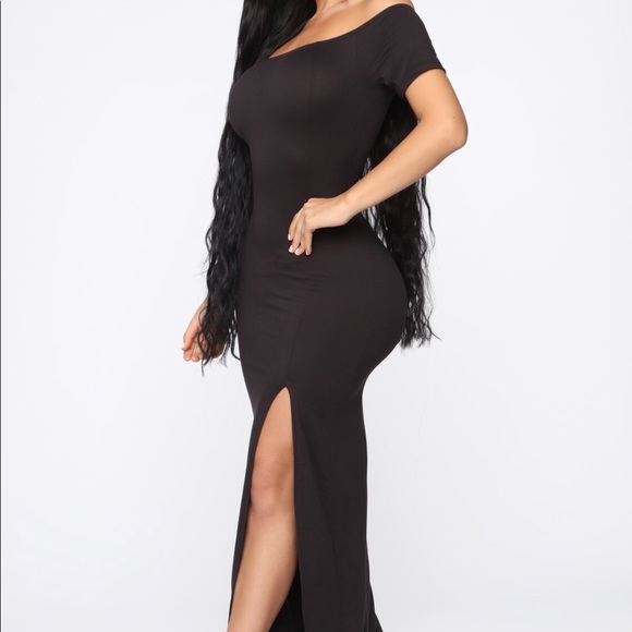 A wine dress - Picture 1 of 8